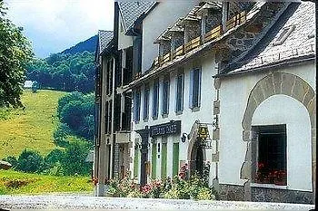 Des Chazes Hotel Saint-Jacques-des-Blats